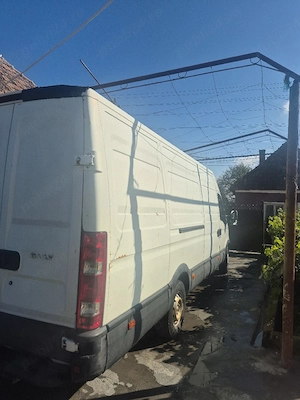 iveco daily2.3 hp marfă  - imagine 2