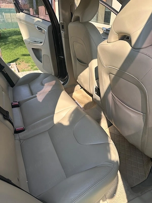 Vand autoturisn  VOLVO XC 60 - imagine 6