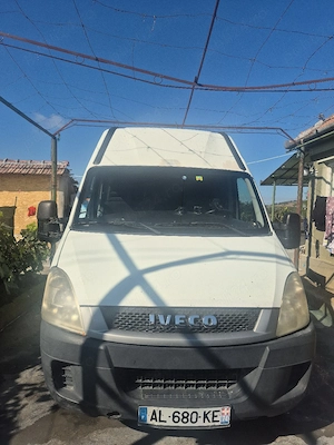 iveco daily2.3 hp marfă  - imagine 3