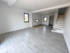 Casa tip duplex ||3 camere 2 bai || teren 210 mp || Acces facil - imagine 3
