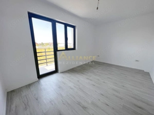 Casa tip duplex ||3 camere 2 bai || teren 210 mp || Acces facil - imagine 5