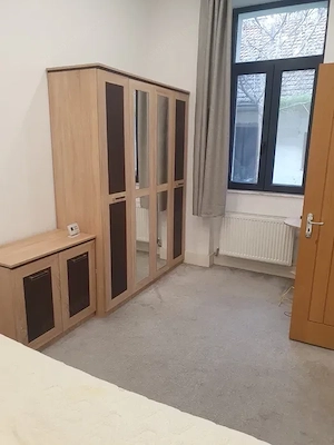 CI644 Piata Traian,1 camera,Renovat,istoric