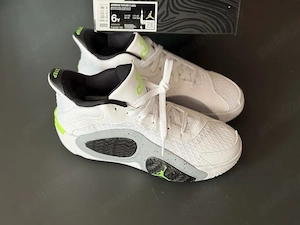 adidasi Originali Nike Air Jordan Tatum 2 , noi cu cutie