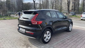 Vand XC40 B4 AWD 4x4 2021 - imagine 2