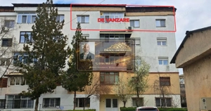 Apartament 3 camere, 73 mp | Etaj 4 cu acoperiș | Zonă Industrială – Tecuci