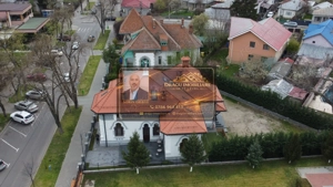 Vila Magnifica Tecuci - Splendoare Arhitecturală și Lux Modern - imagine 2
