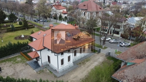 Vila Magnifica Tecuci - Splendoare Arhitecturală și Lux Modern - imagine 3