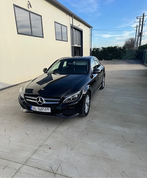 Vând Mercedes C Klasse în stare excepțională