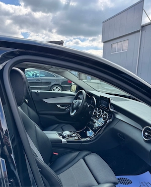 Vând Mercedes C Klasse în stare excepțională - imagine 3