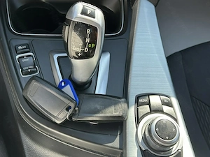 BMW F30 2012 2.0 D - imagine 4