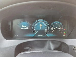 Jaguar F-Pace 3.0D 300 CP   2016   Automat   Panoramic   Meridian   HUD - imagine 6