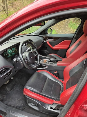 Jaguar F-Pace 3.0D 300 CP   2016   Automat   Panoramic   Meridian   HUD - imagine 5