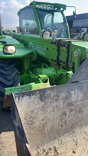 Incarcator frontal MERLO P40.14P - imagine 5