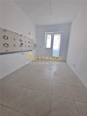 Young Residence 2 cam 60 mp la 10 min metrou - imagine 9