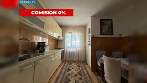 Apartament cu 3 camere decomandate, 21 Decembrie 1989