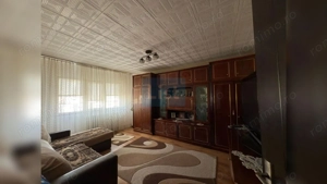 Apartament cu 3 camere decomandate, 21 Decembrie 1989 - imagine 2