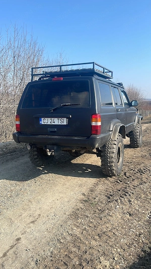 Vand Jeep Cherokee XJ 4x4   OFF-ROAD autoutilitara - imagine 5