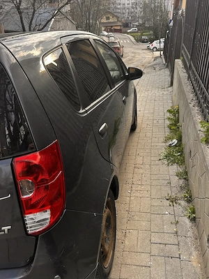 Mitsubishi colt facelift 2009 1.3 benzina - imagine 6