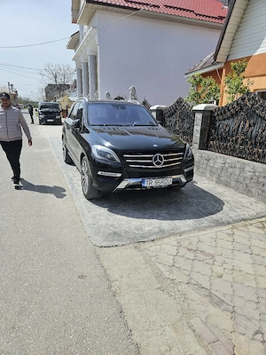 Mercedes ml vând urgent
