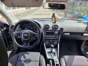 Vând AUDI A3 Sportback generația 8P Facelift  - imagine 10