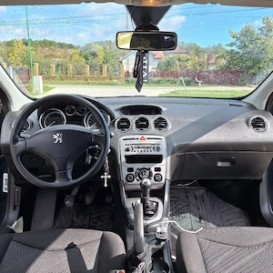 Peugeot 308 2012  - imagine 4