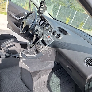 Peugeot 308 2012  - imagine 2