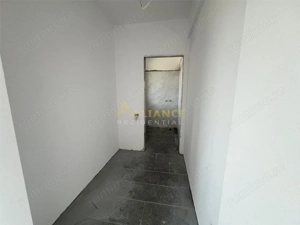 Vila Individuala - 5 camere-3 bai-Strada Miorita-500 M  de STV - imagine 17