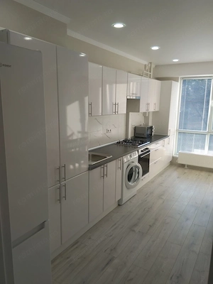 Apartament 2 camere de inchiriat 1 Mai - imagine 2