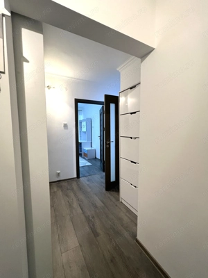 Apartament renovat modern, 3 camere decomandate, etaj 2/4 – zona Piața - imagine 13