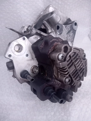 Pompă injecție Suzuki grand vitara 1.9 ddis diesel 2006