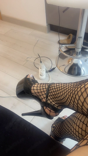 Andreea Trans 19 ani doar show web!!!!!