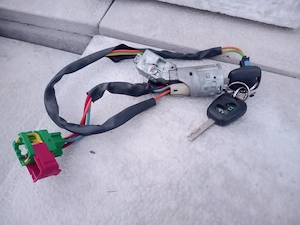 Contact pornire cu chei Citroen C3 2004