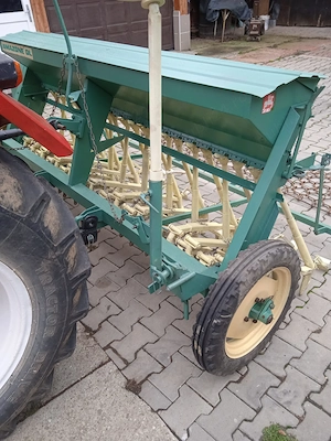 Masina de semant Amazon Tip DL TYP 275 cu 21 de randuri - imagine 3