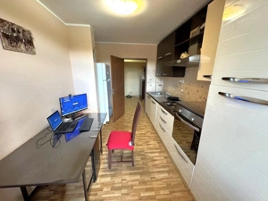 70.000 Euro 3 camere, liber, decomandat, zona Gradina Publica - imagine 8