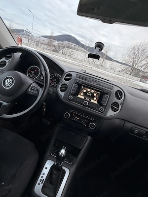 VW Tiguan 2015 2.0 TDI cutie Automată 4x4 - imagine 8