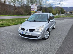 Vând Renault Scenic. An. 2007. - imagine 2