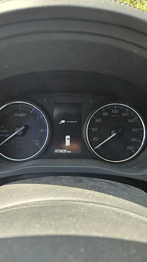 Mitsubishi Outlander PHEV 2.4 L 4X4 Intense - imagine 6