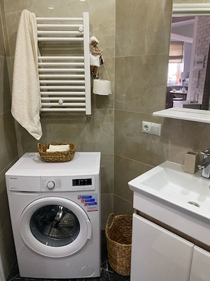 Garsoniera de ichiriat in zona Centrului Vechi - imagine 2