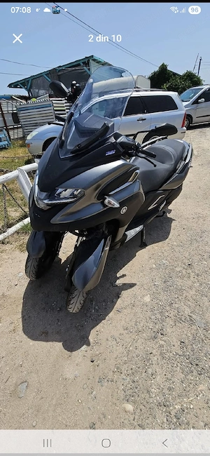 yamaha tricity 3 km  - imagine 3