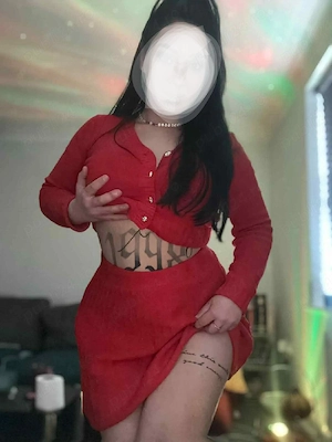 Simona poze 100% confirm cu tatuajele  - imagine 1