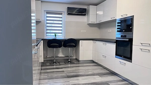 Proprietar Vand apartament 4 camere Lipovei