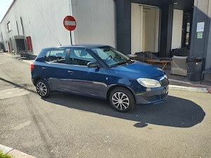 Skoda Fabia benzina 12 EURO 5 fab 2012 preț 2950 - imagine 4