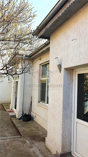 Casa Excelenta 2 camere, baie si bucatarie , Bd.Independentei>C.Galati