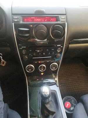 Mazda 6 2.0 diesel 20 km - imagine 9