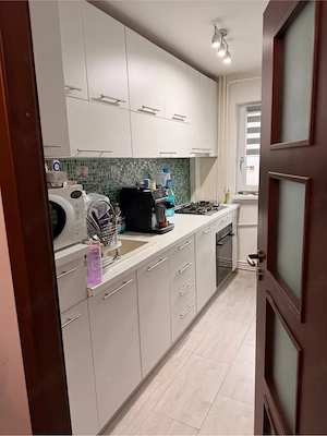 Apartament 3 camere, semidecomandat, Brazda lui Novac