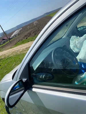 dezmembrez ford focus - imagine 2