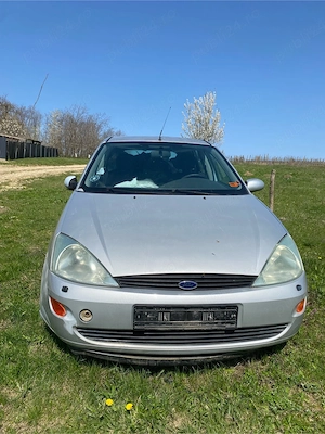 dezmembrez ford focus - imagine 4