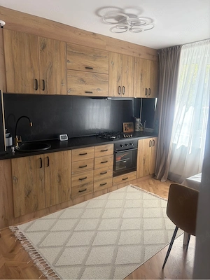 Vand apartament 2 camere decomandat