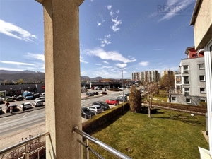 De vanzare | 3 camere decomandat, parcare si boxa - imagine 4