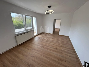 Vand 2 Camere Conf 1 Et.1 - Micro 3  - imagine 2